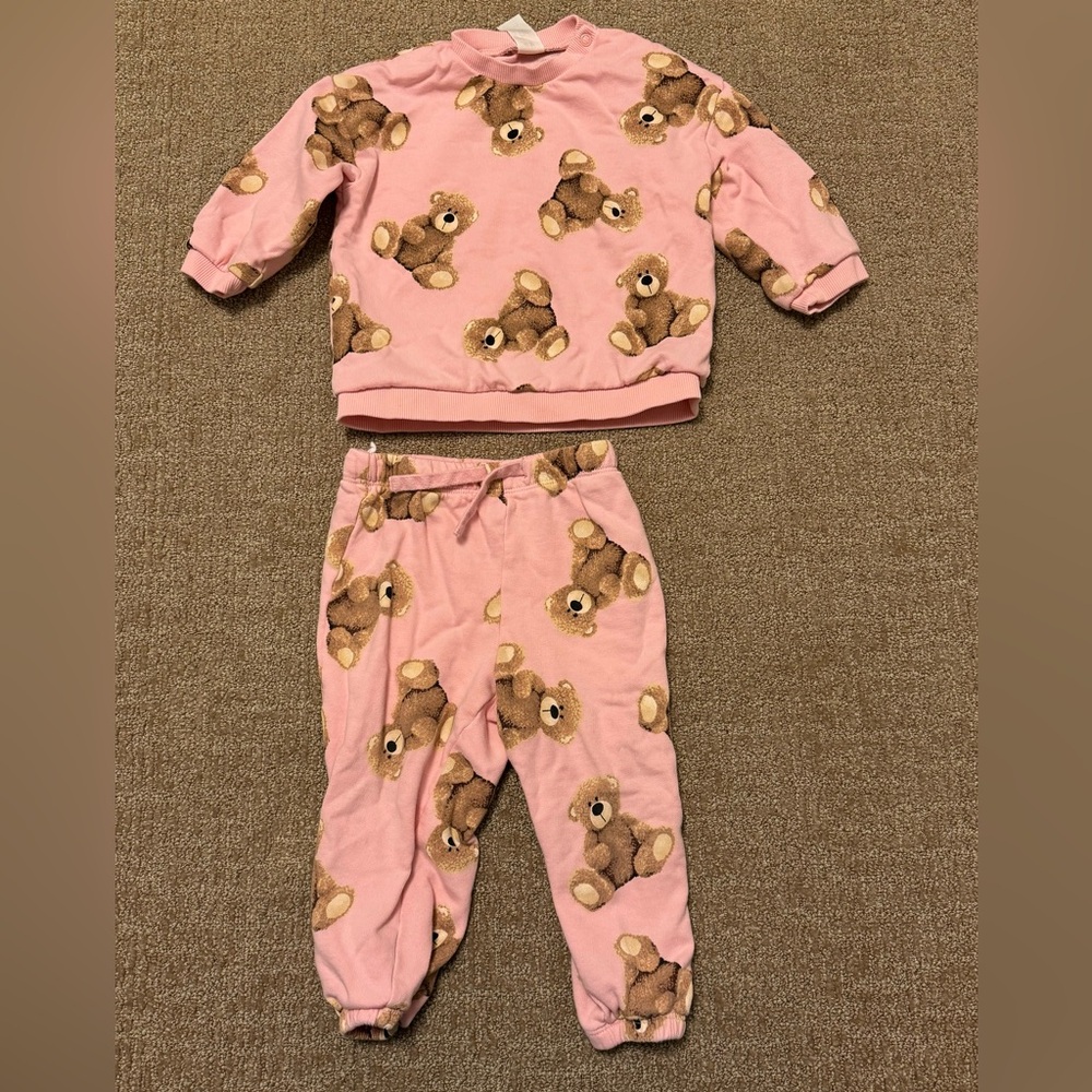H&M Teddy bear 2-Piece Sweatsuit Joggers and Sweatshirt for Baby Girl